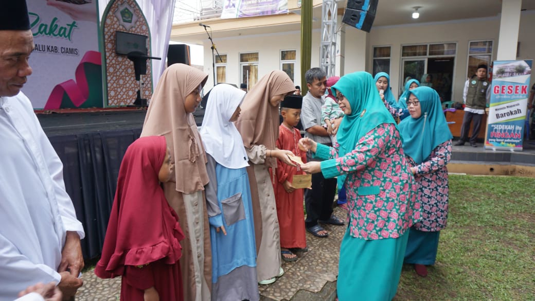 Santunan anak yatim